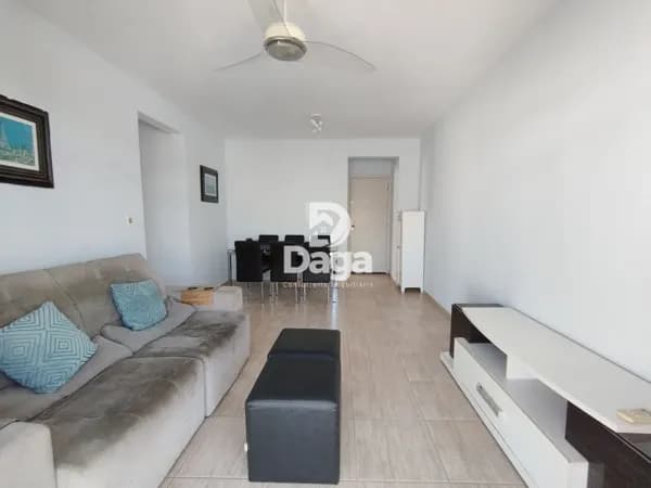 Apartamento 2 dormitórios com sacada - UFSC - Florianópolis
