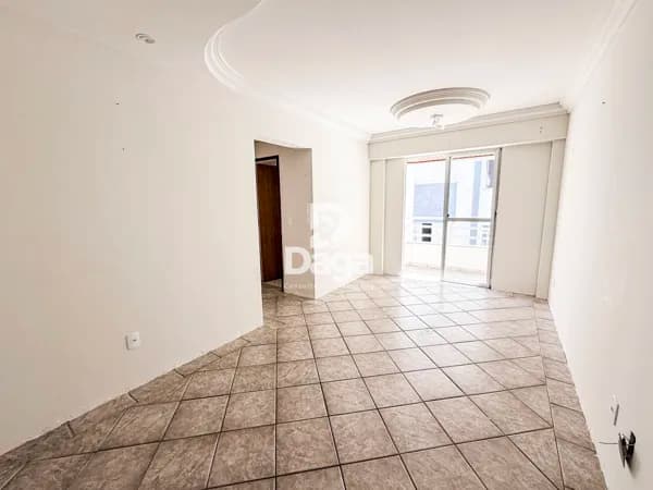 Incrível Apartamento de 2 Dormitórios no bairro Pantanal. 200m da UFSC