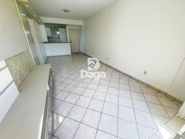 Apartamento 2 dormitórios, sendo 1 suite - Beira Mar Norte - Florianópolis