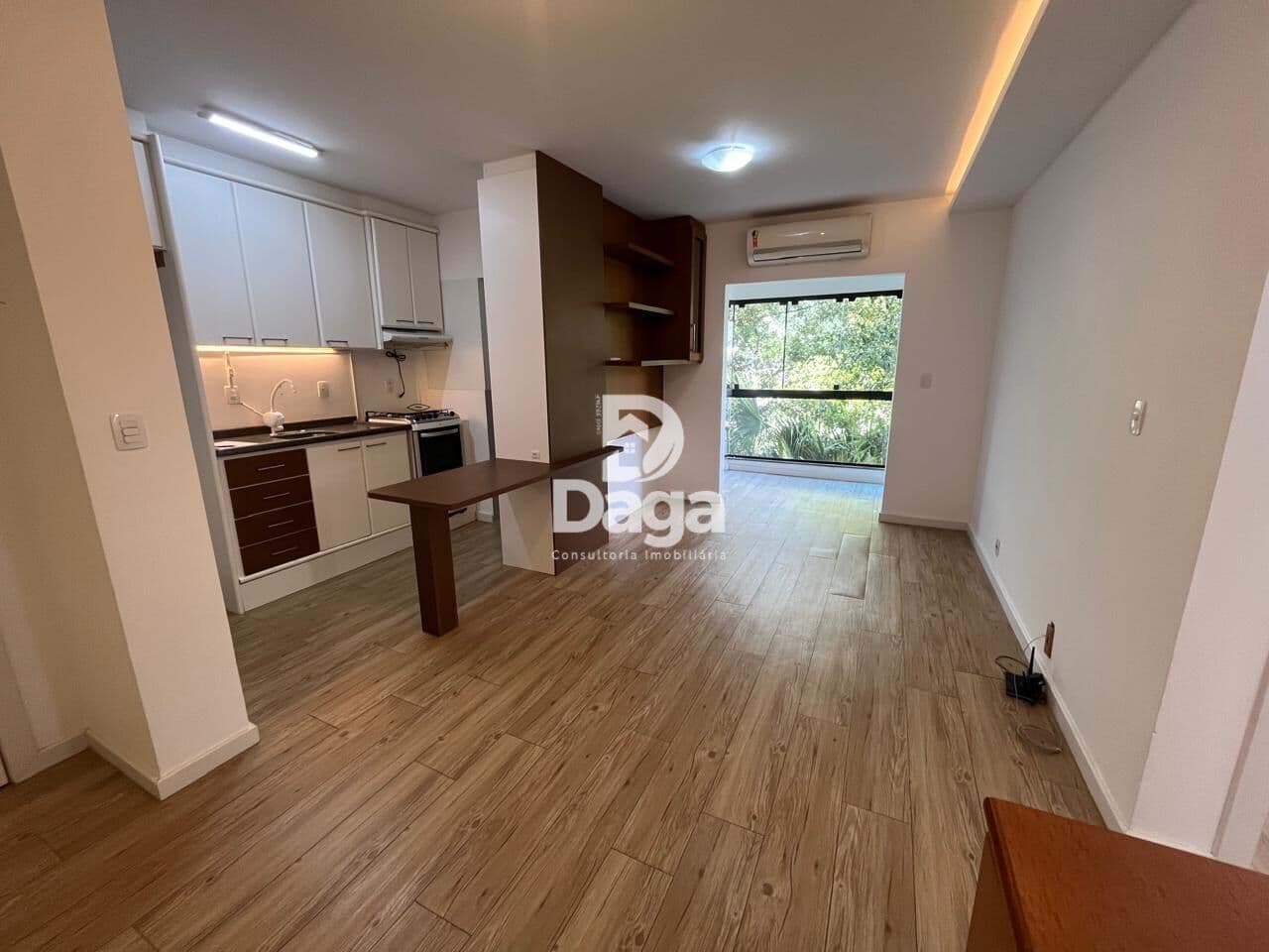 Apartamento No Itacorubi, pertinho do Mercado São Jorge.