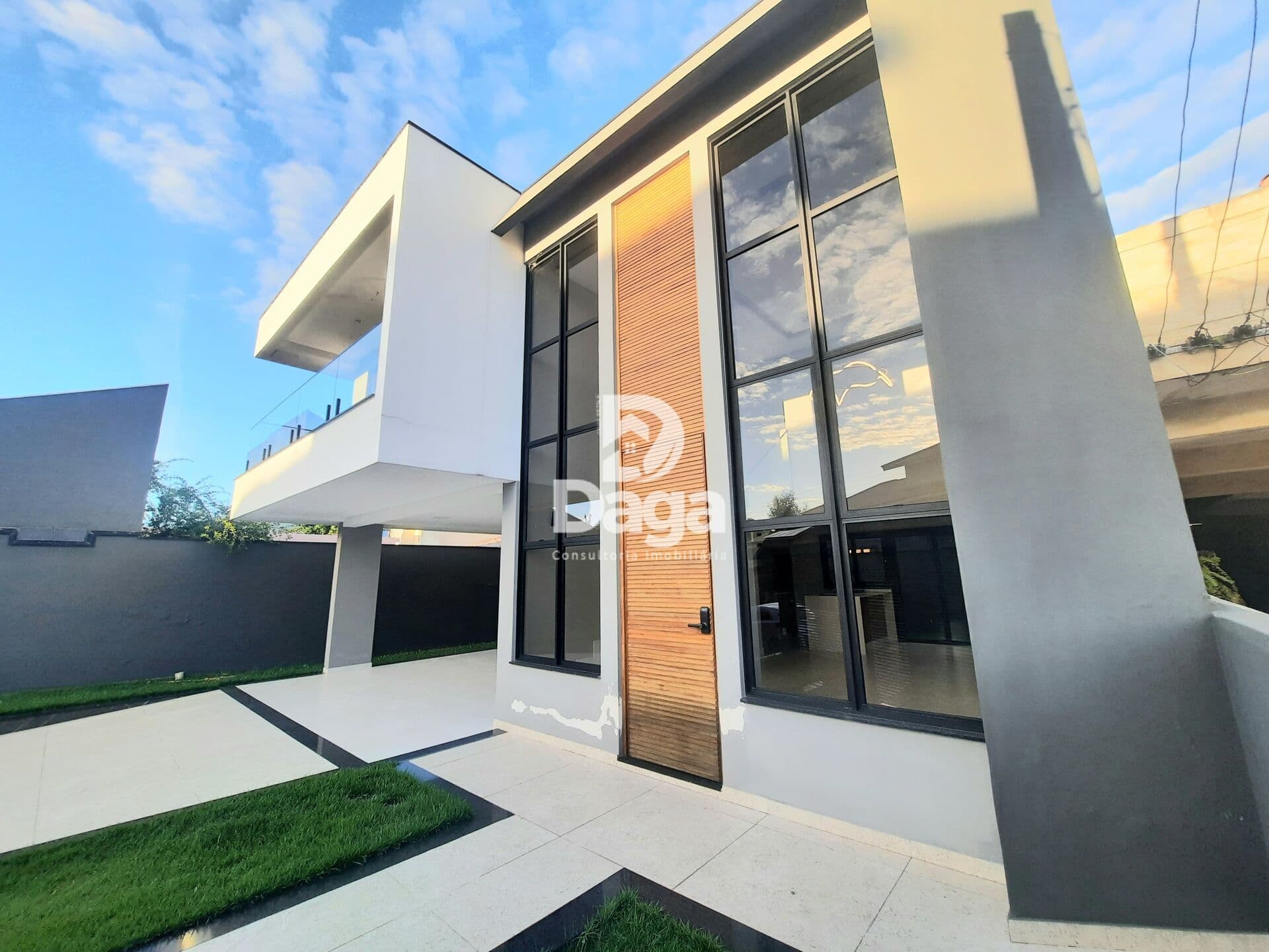 Casa Alto Padrão em Carianos, Florianópolis/SC