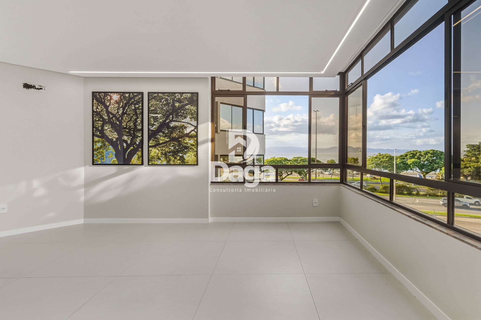 INCRIVEL 3 suítes com vista mar na agronômica