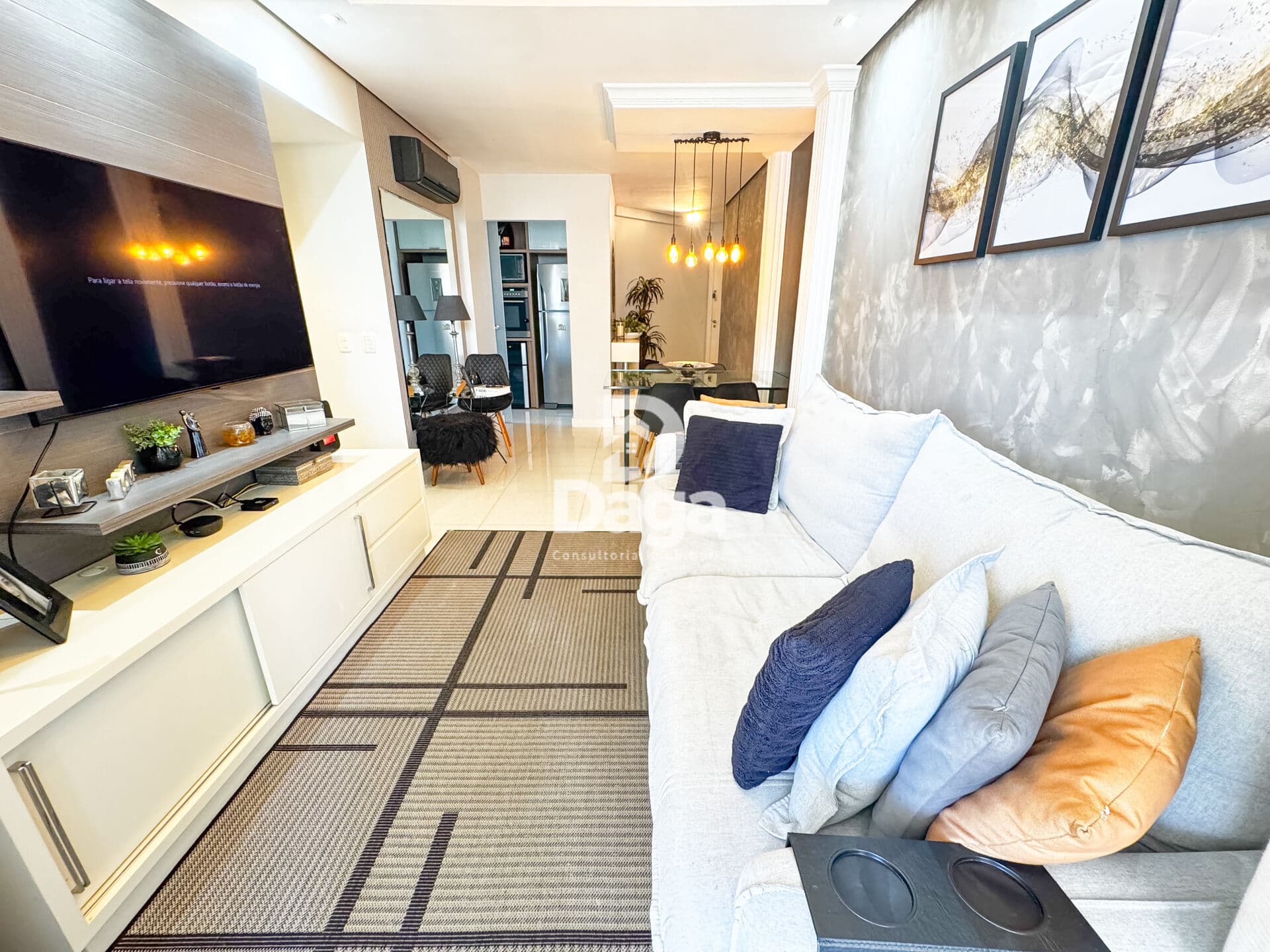 Apartamento 3 dormitórios, sendo 1 suite + Dependencia - Trindade - Florianópolis