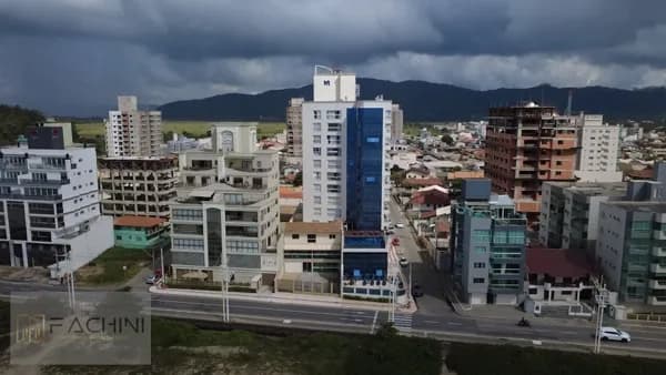 Apartamento Alto Padrão - Frente mar
