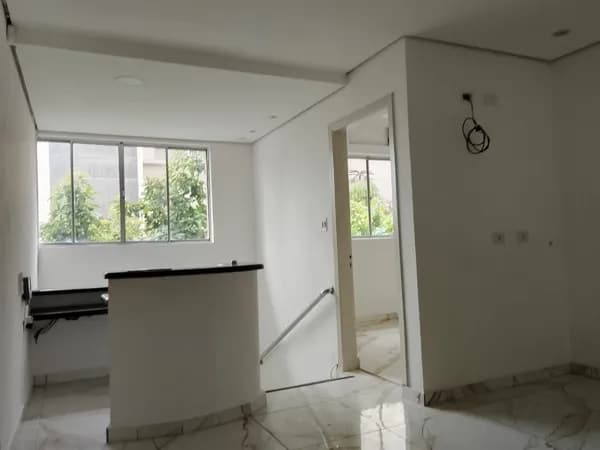 Sobreloja comercial em PINHEIROS, para quem leva negócio a sério e sabe que localização premium é parte do patrimônio da empresa.