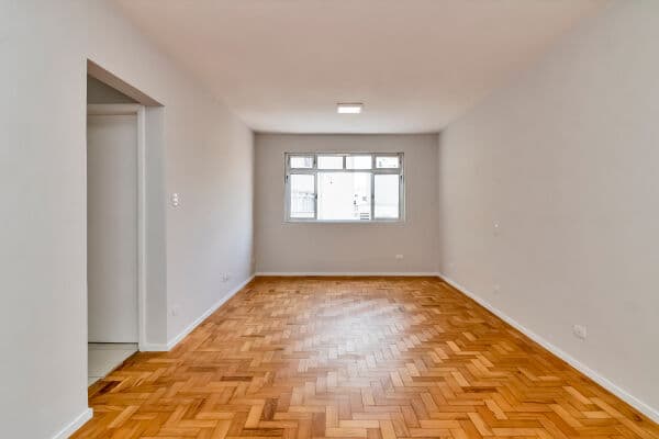 TEMOS INTERESSE EM ADQUIRIR UM IMÓVEL MAIOR, QUE SEJA UMA BOA OPORTUNIDADE DE COMPRA, COLOCANDO ESSE APARTAMENTO COMO FORMA DE PAGAMENTO.
