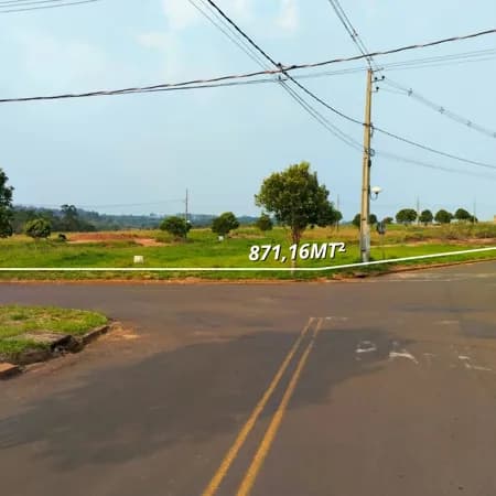 Terreno comercial pronto para construir