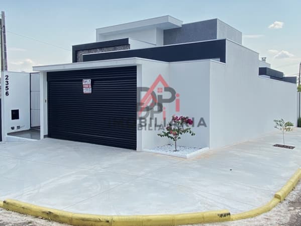 Casa em Umuarama - Jardim Veneza II