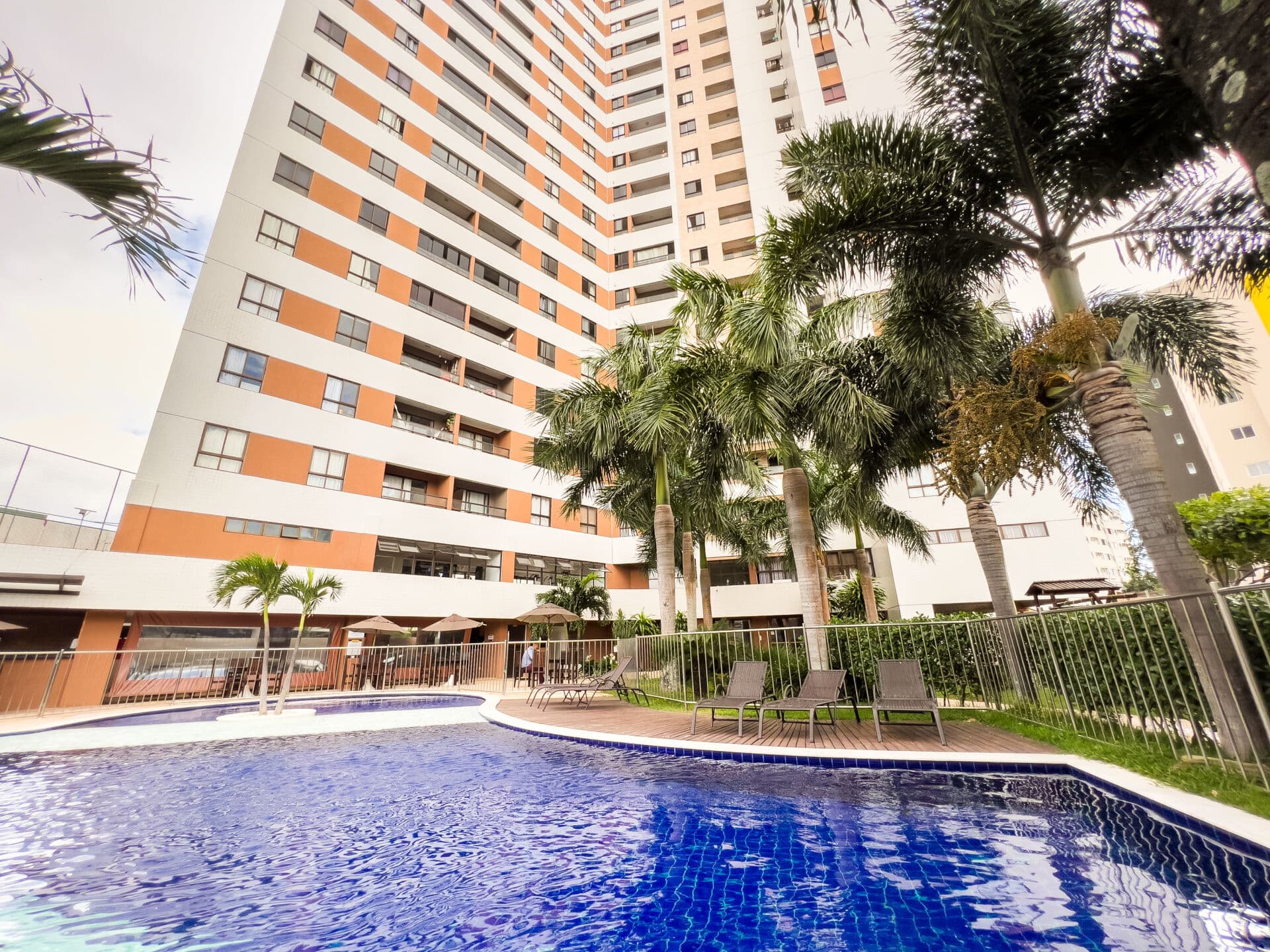 Júnior Creci 4745 - 84 99922.4172 - Cond. Atmosfera Condomínio Residencial - Apto c/ 3 quartos - R$ 2.800 - Nova Parnamirim - Parnamirim