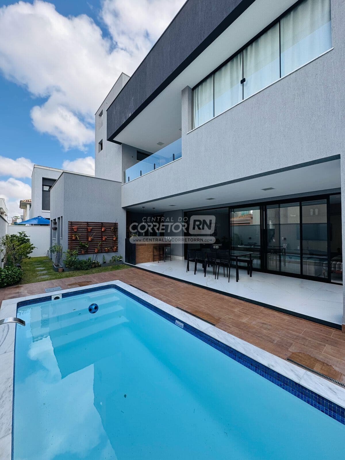 Júnior Creci 4745 - 84 99922.4172 - Bosque das Flores - Casa c/ 4 suítes - R$ 2.100.000 - Parque do Jiquí - Parnamirim