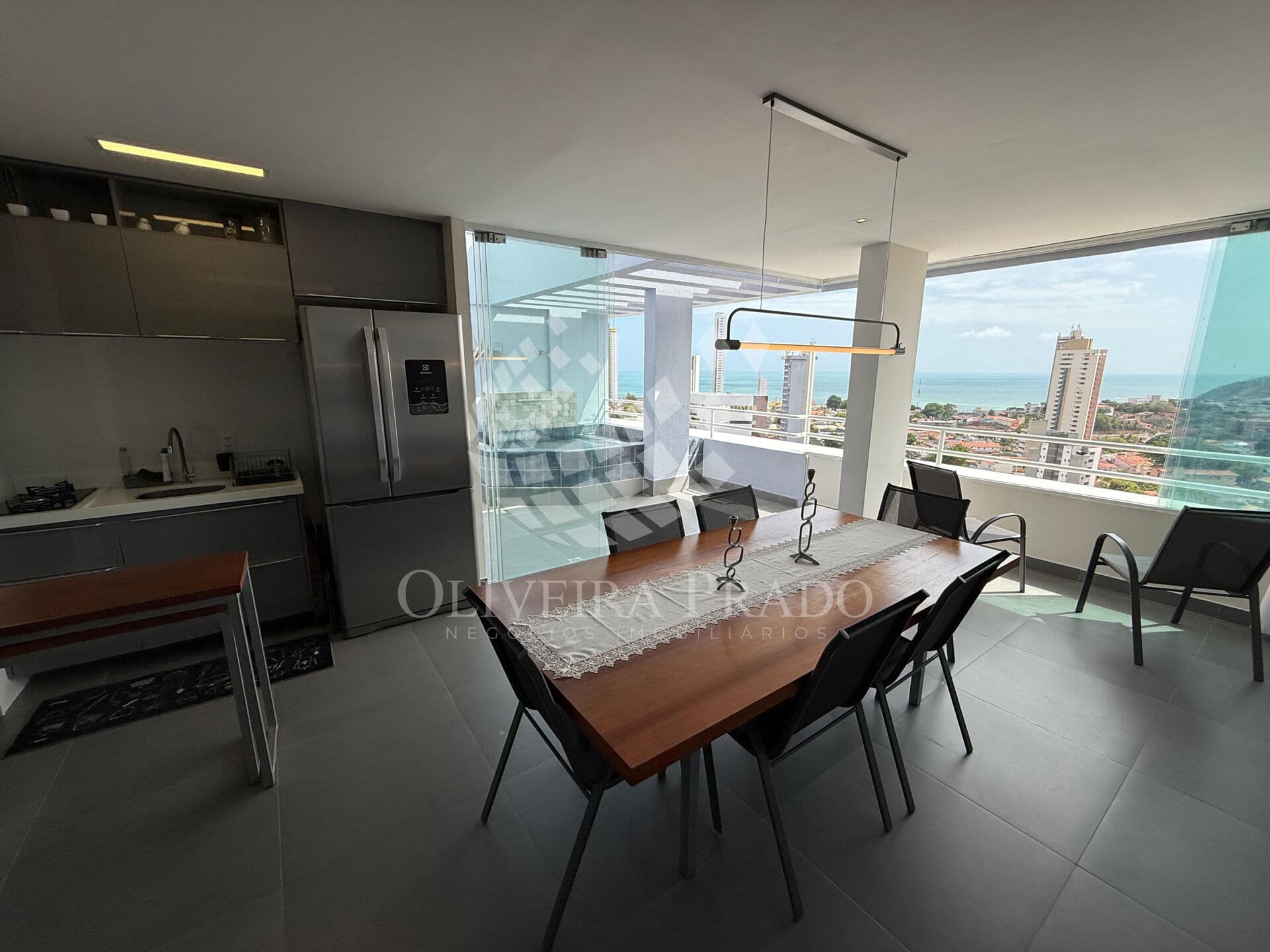 Júnior Creci 4745 - 84 99922.4172 - Cond. Green Plaza - Apto Duplex c/ 2 Quartos - R$ 850.000 - Ponta Negra - Natal