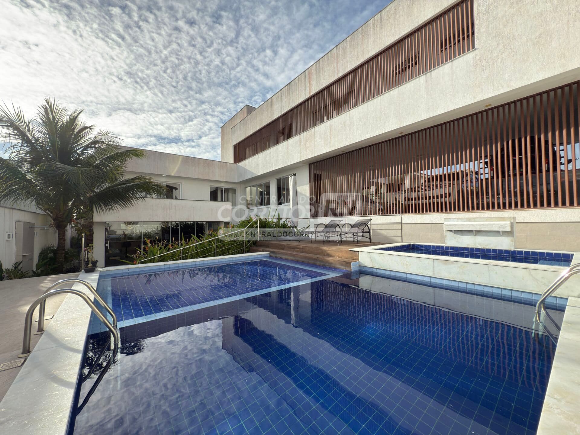 Júnior Creci 4745 - 84 99922.4172 - Bosque das Flores - Casa c/ 4 suítes - R$ 3.300.000 - Parque do Jiquí - Parnamirim