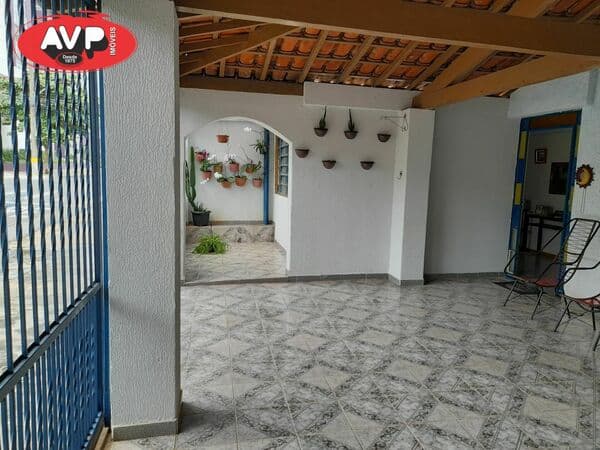 Casa à Venda bairro Vila Furlan