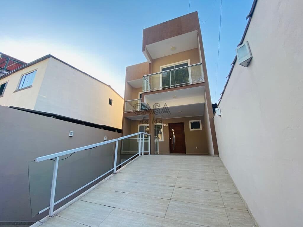 Casa Duplex, com 3 quartos, no Mirante das Agulhas