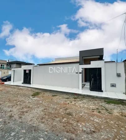 Casa moderna de 3 quartos com 2 vagas em Eusébio - bairro Urucunema