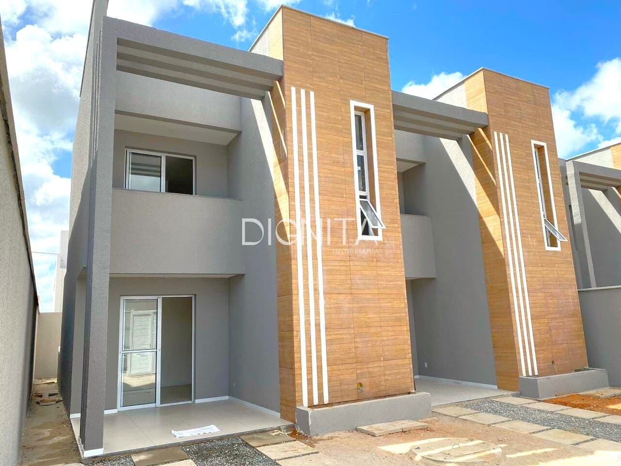Duplex 3 dormitórios em rua privativa Coité - Eusébio