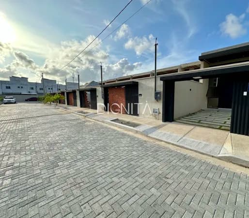 Vendo casa térrea em rua privativa 3 suítes- Eusébio-CE