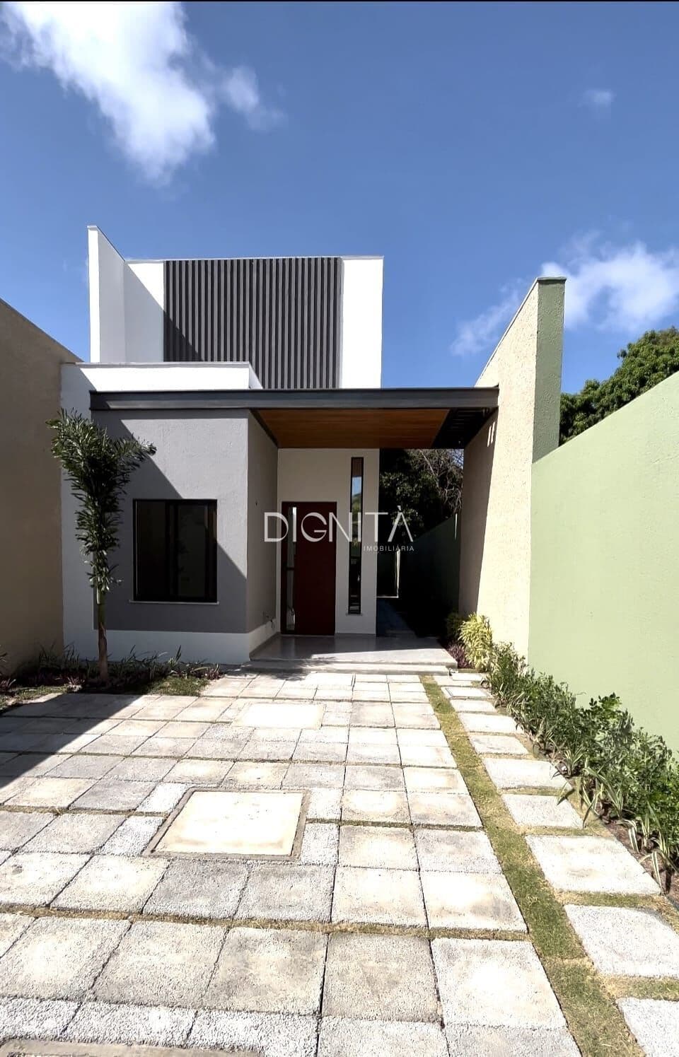 Casa Duplex em Guaribas, Eusébio/CE