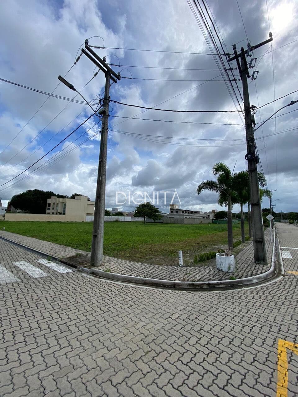 Terreno em Condomínio 700m2 Villas Jardim
