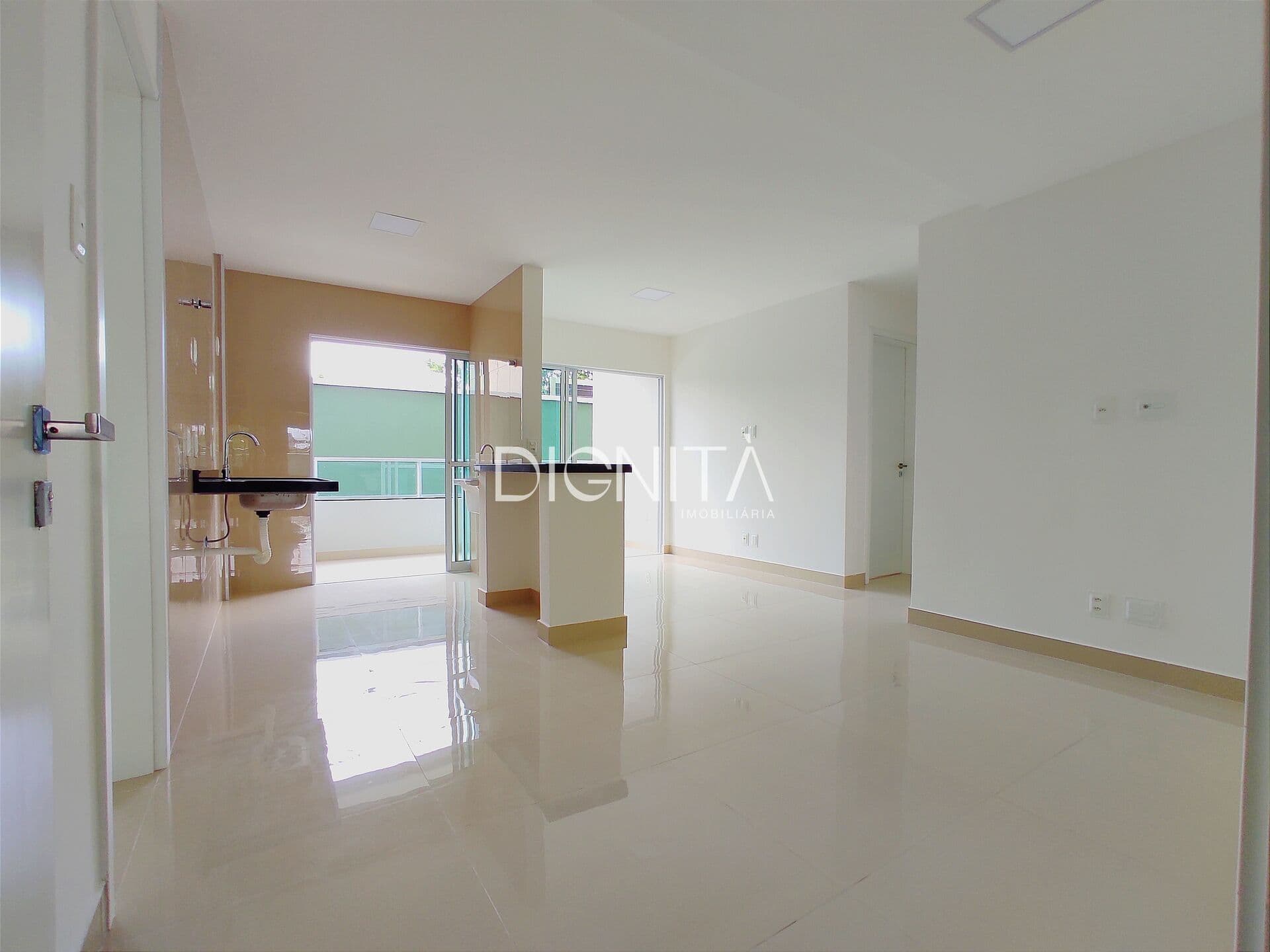 Vendo apartamento com elevador 3 dormitórios - Eusébio-CE Bairro - Coité