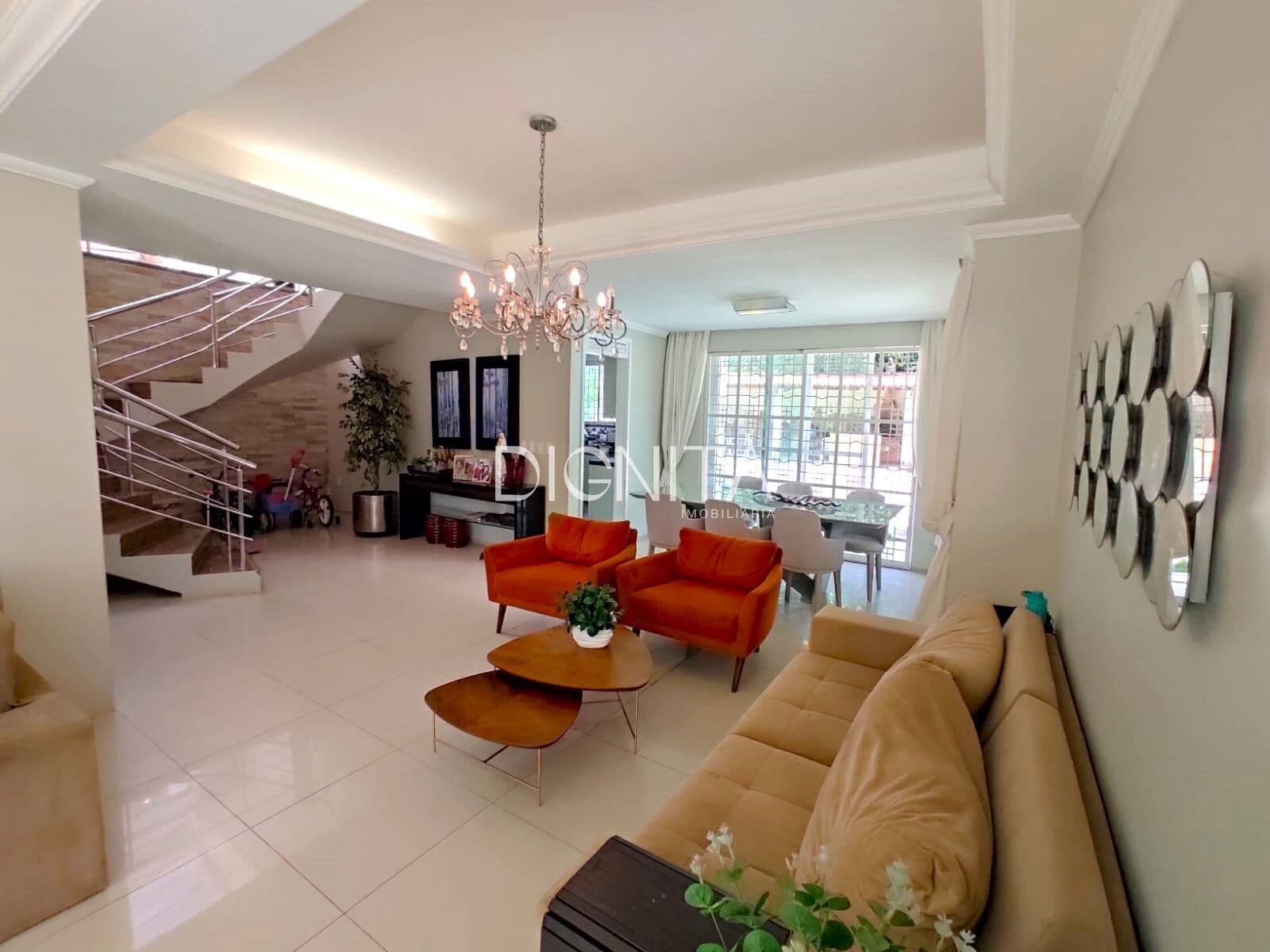 Casa Duplex 4 Suítes Tamatanduba Eusébio/CE