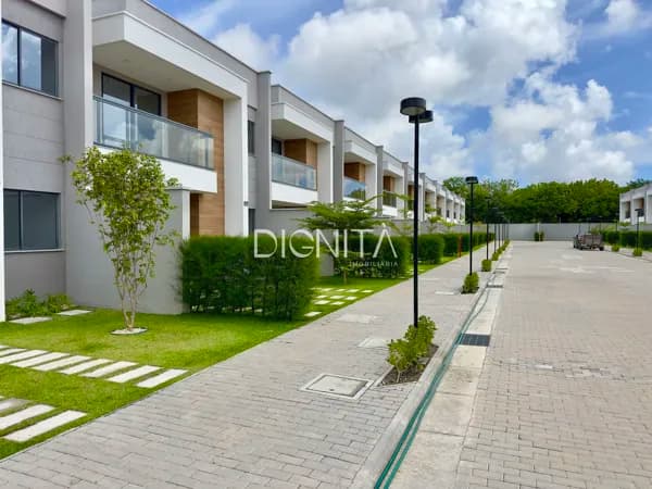 Casa Duplex em Condomínio 4 Suítes Guaribas - Eusébio