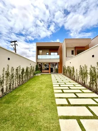 Casa de Condomínio em Eusébio - Urucunema