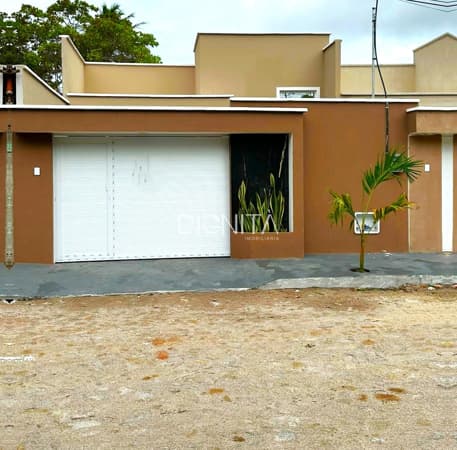 Casa Plana Com 3 dormitórios, 2 banheiros Eusébio-CE