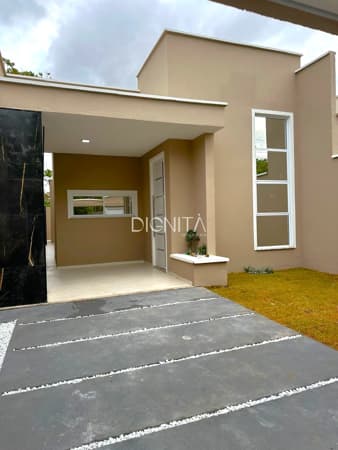 Casa Plana Com 3 dormitórios, 2 banheiros Eusébio-CE
