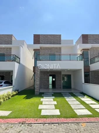 Casa Alto Padrão em Condominio Coité - Eusébio