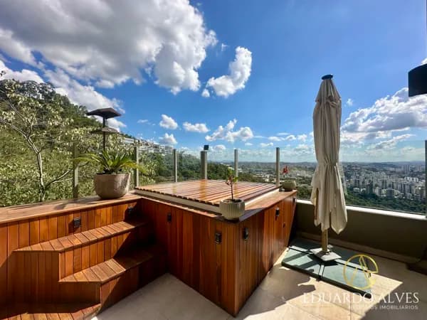 Linda Casa em Condomínio com 3 Quartos à venda Buritis