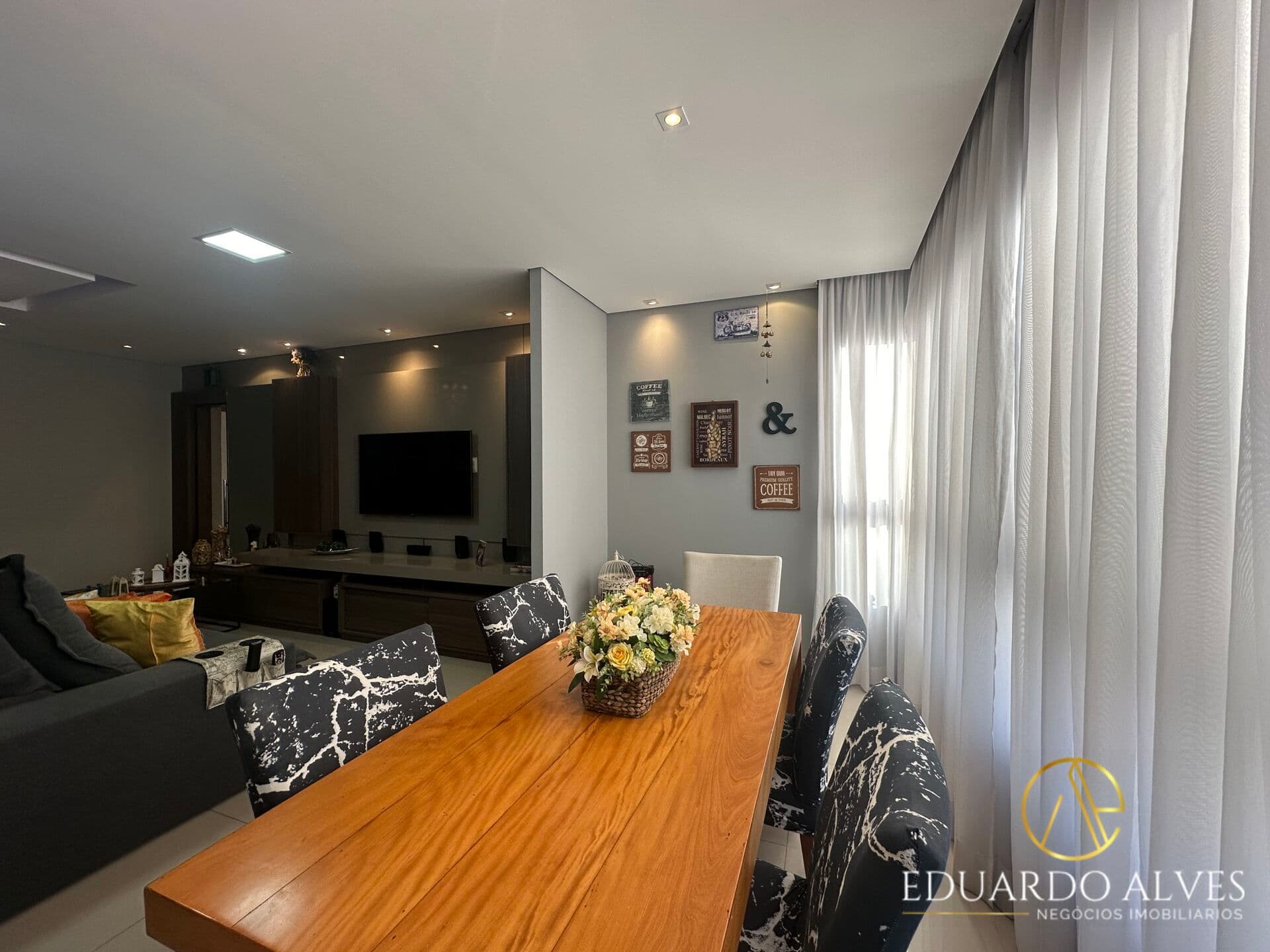 Apartamento de 3 quartos bairro Buritis