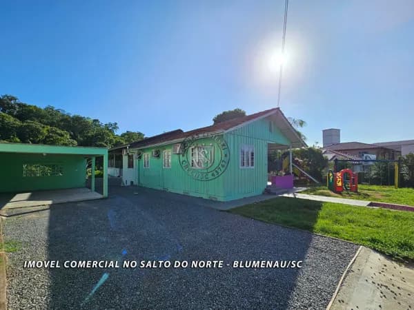 Casa Comercial à Venda no Salto do Norte – 2.286m² de Terreno com Zoneamento ZR4