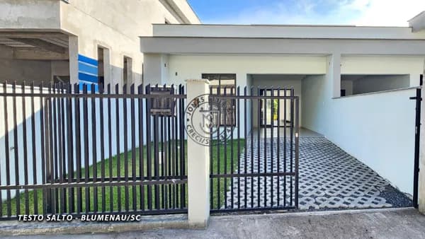 Casa à venda no bairro Testo Salto – Blumenau/SC