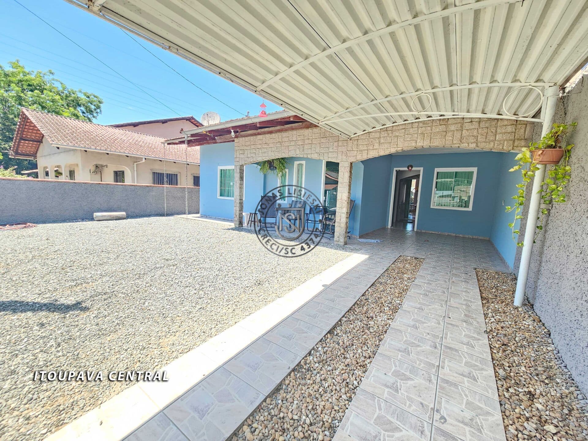 Casa à Venda Próximo à WEG na Itoupava Central – Amplo Terreno e Grande Potencial de Ampliação