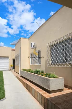 Casa em Jundiaí - Ponte de São João