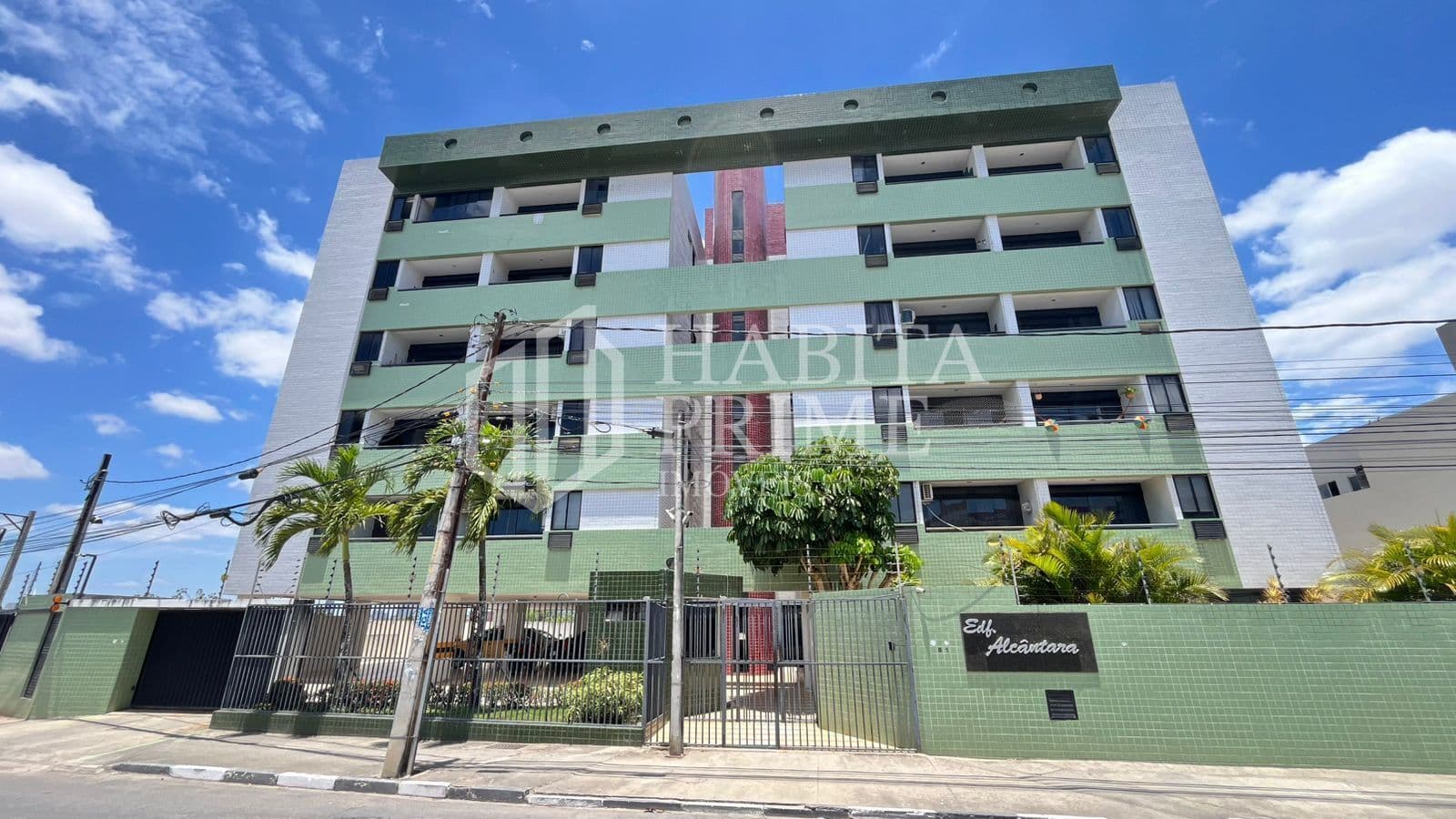 Apartamento à Venda no Edifício Alcântara – 2 Quartos, Próx. ao Shopping Caruaru | Indianópolis
