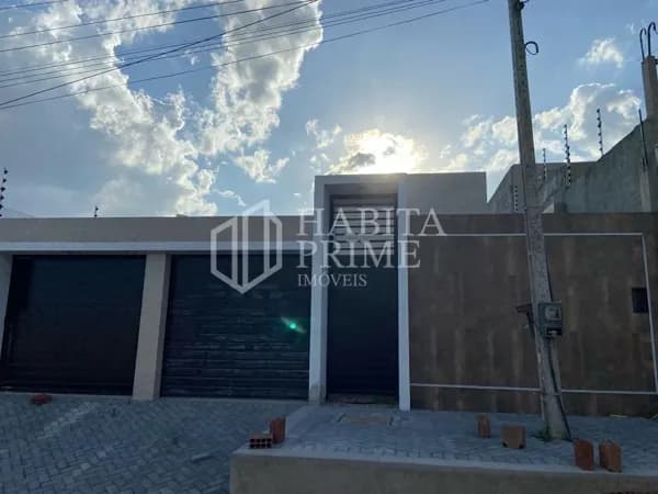 Casa Nascente com 3 Quartos, Piscina e Acabamento de Alto Padrão