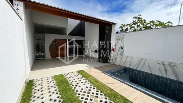 Linda casa no Luiz Gonzaga, Caruaru. 139m², 3 quartos, suíte master, piscina, área gourmet. Pronta pra morar! Agen