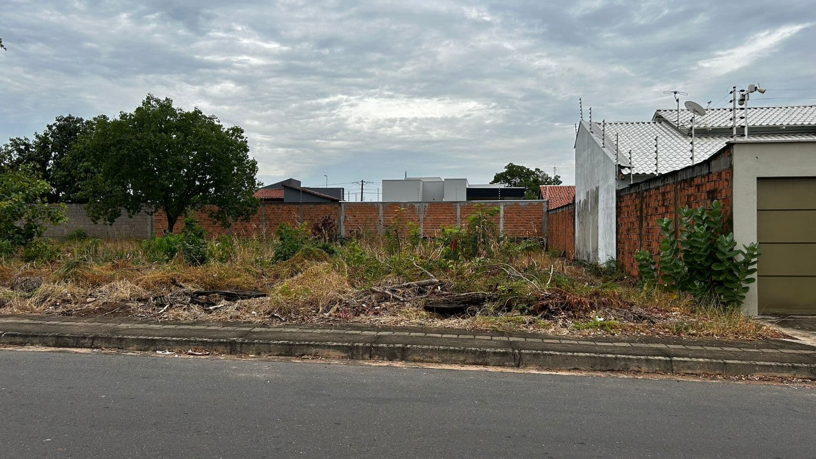 Lote/Terreno em Araguaína - Loteamento Araguaína Sul