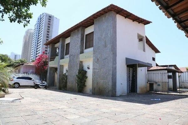 CS2091-Casa Duplex com 872m², 7 quartos a venda por R$2.499.990,00