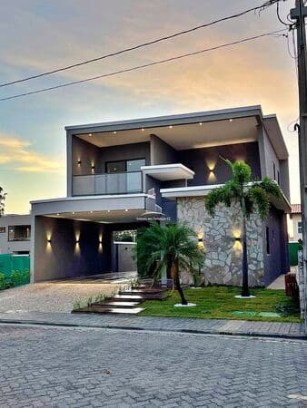 CS2115-Duplex em condomínio, 4 suítes, a venda no Eusébio