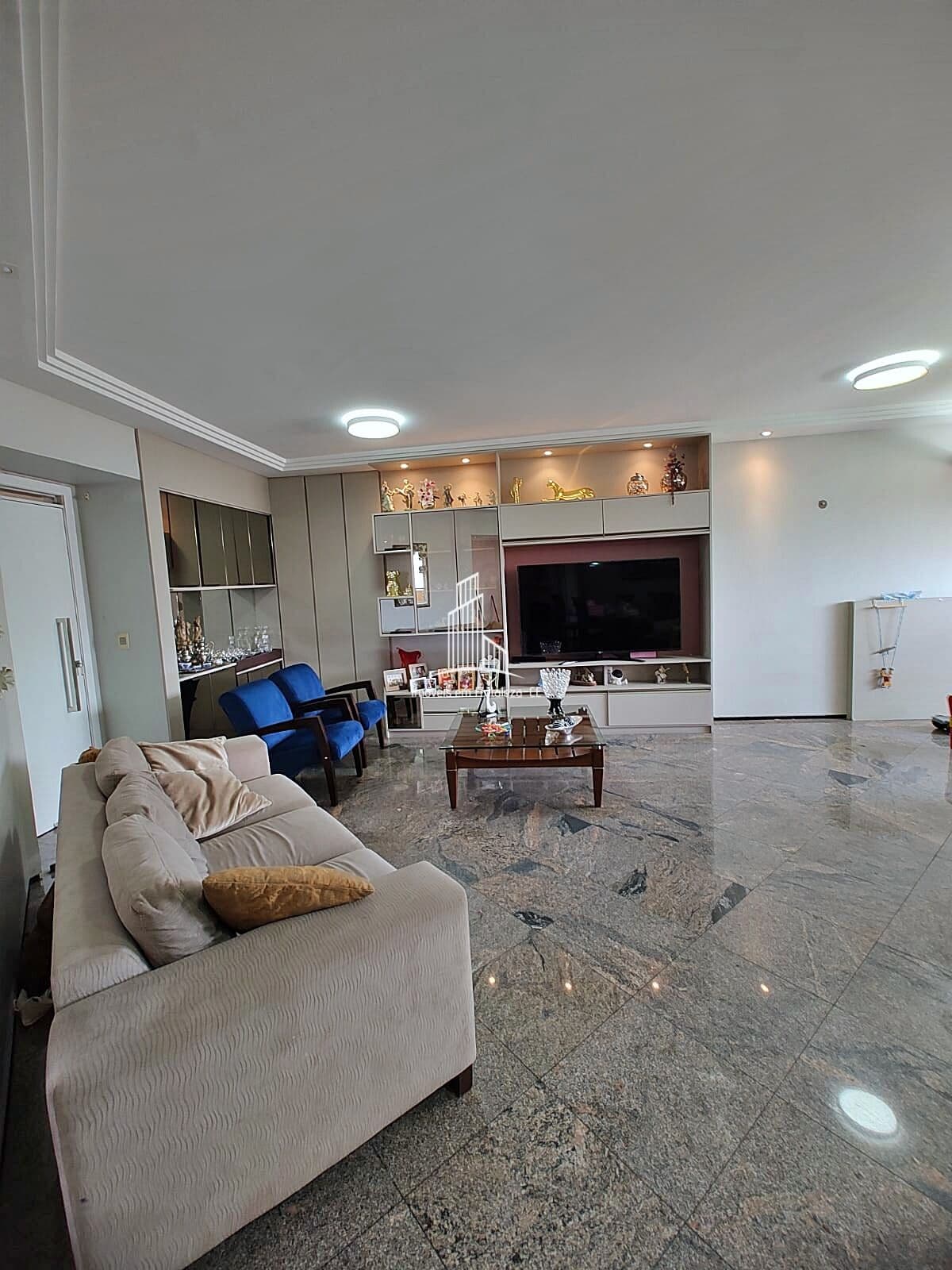 Ap2440-Apartamento à venda, 140m², 3 quartos no Dionísio Torres