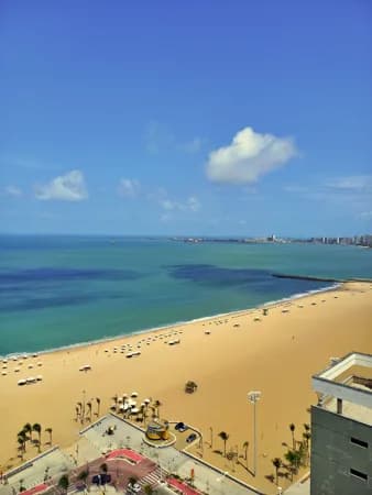 Ap2435-Apartamento com 3 quartos, vista Mar à venda na Av. Beira Mar