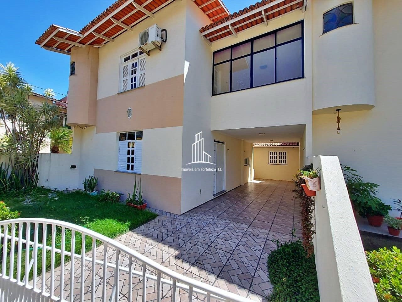CS2216-Casa Duplex em Condomínio, Edson Queiroz – Fortaleza/CE