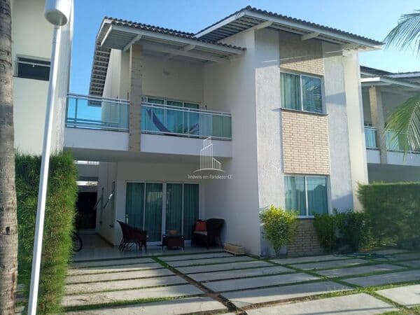 CS2138-Duplex com 200m², 4 suítes à venda em Eusébio