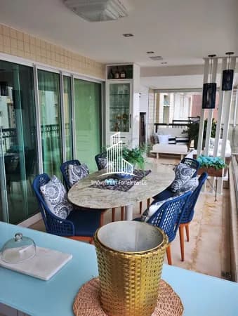Apartamento Alto Padrão à venda de 3 suítes no Meireles