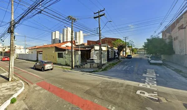 TE3010- Terreno com casa com 1000m² à venda no Bairro de Fátima