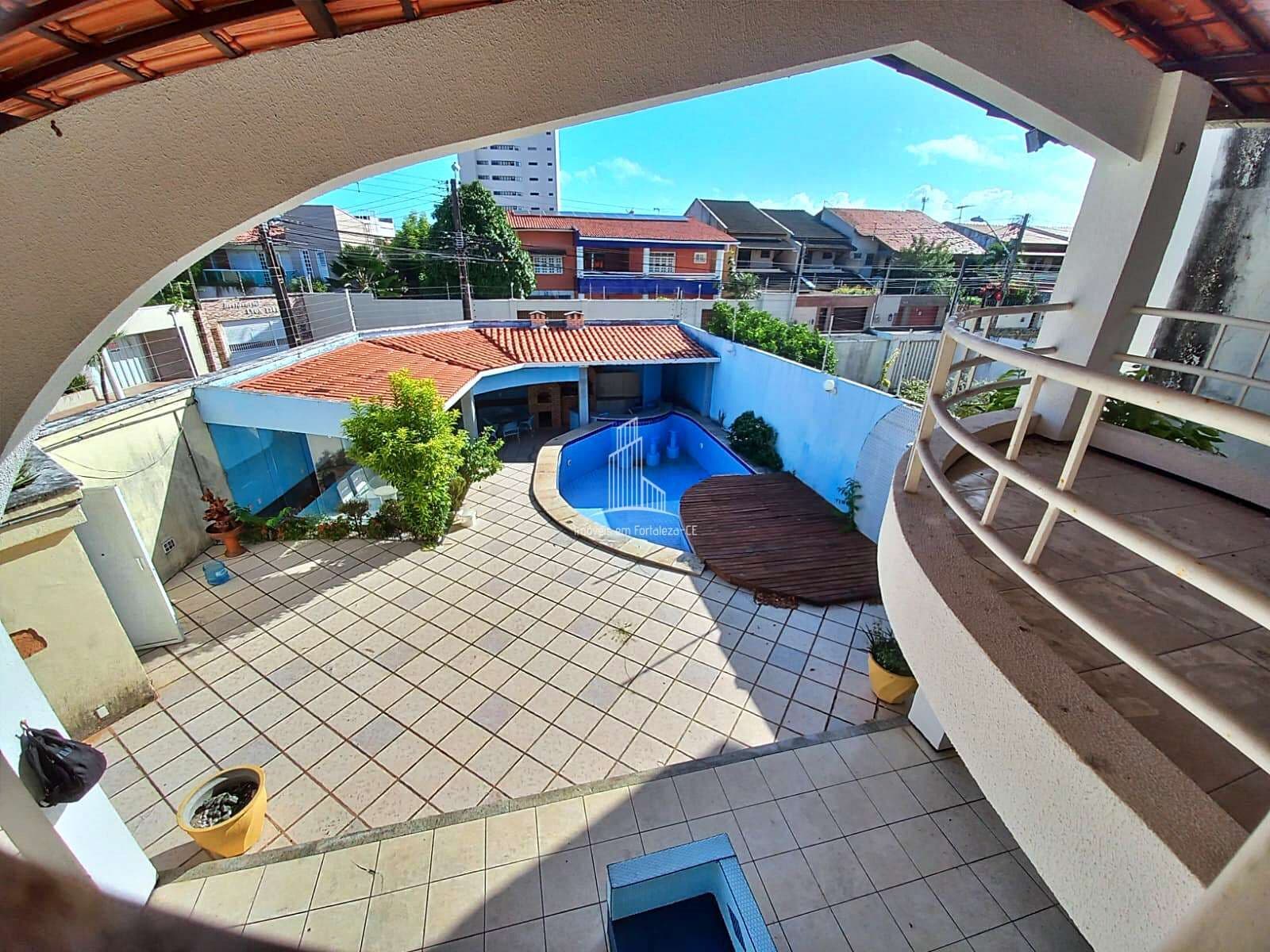 CS2202-Casa Duplex com 5 suítes e piscina à venda no Parque Manibura