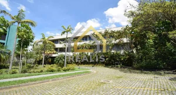 Prédio Comercial em Santo Amaro com 5.543 m2 de área construída -